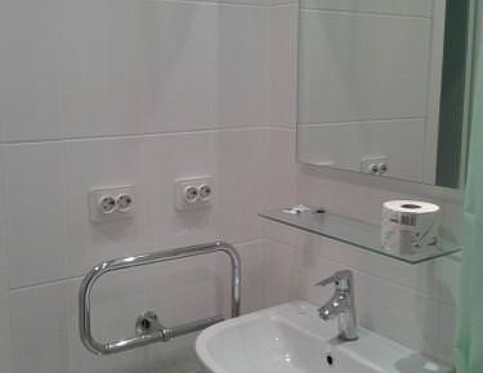 Номер улучшенный с 1 двуспальной кроватью (с пансионом) - Санаторий «Марциальные воды»